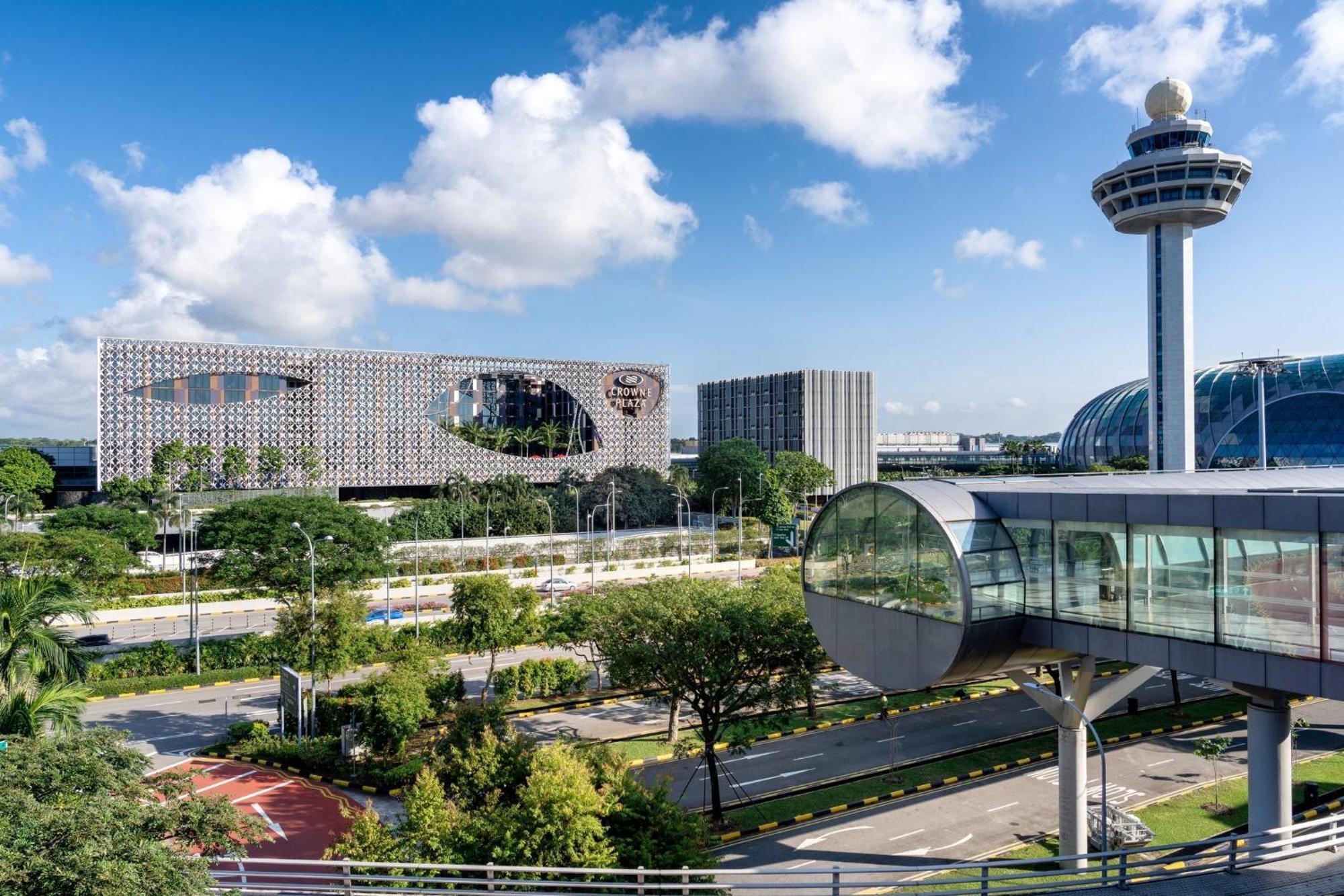 Crowne Plaza Changi Airport, An Ihg Hotel Singapur Exterior foto