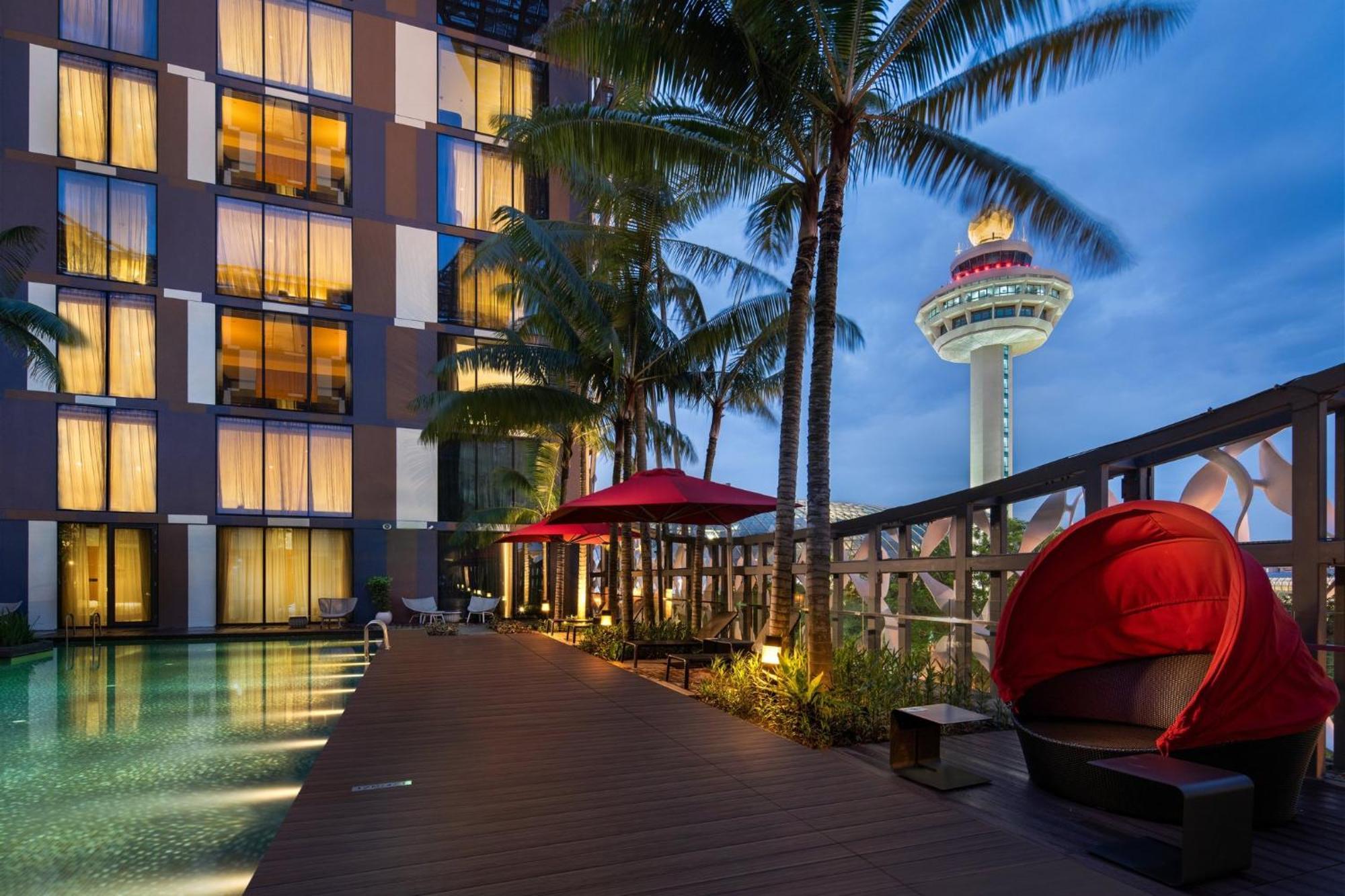 Crowne Plaza Changi Airport, An Ihg Hotel Singapur Exterior foto